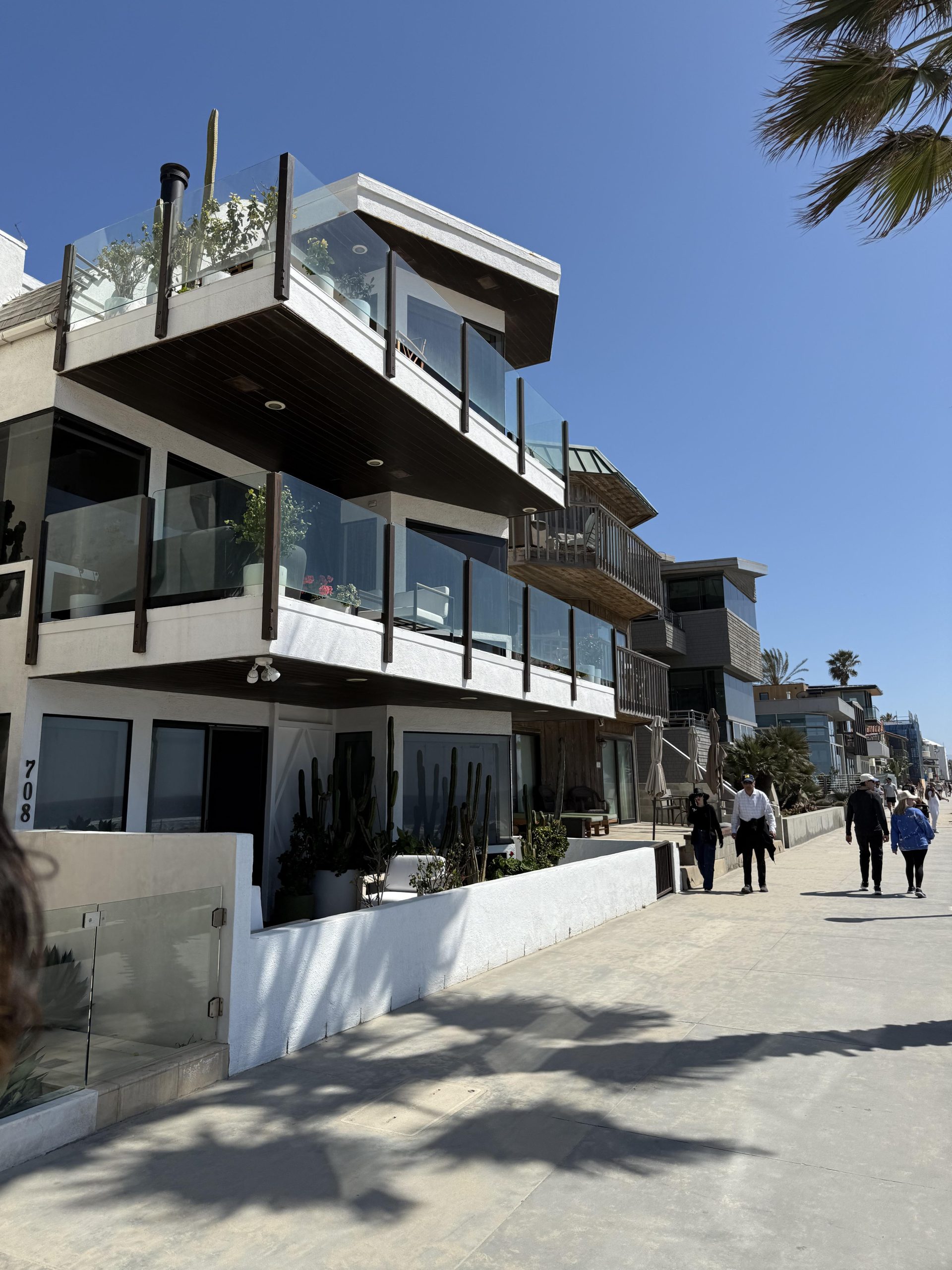 South Bay neighborhood homes in Manhattan Beach and Torrance